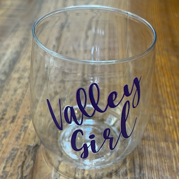 NWT LSU "Valley Girl" Plastic Wine Glasses Gift Set of 4 - Picture 1 of 5